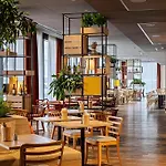 IntercityHotel Zürich Airport 